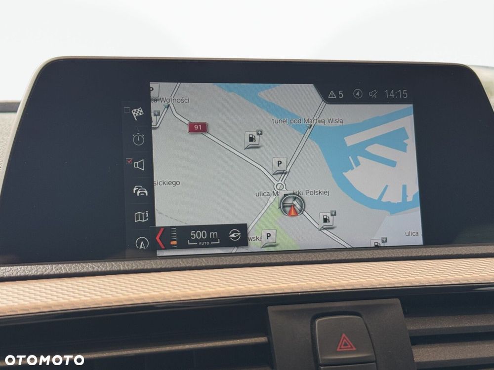 BMW Seria 1 - 32