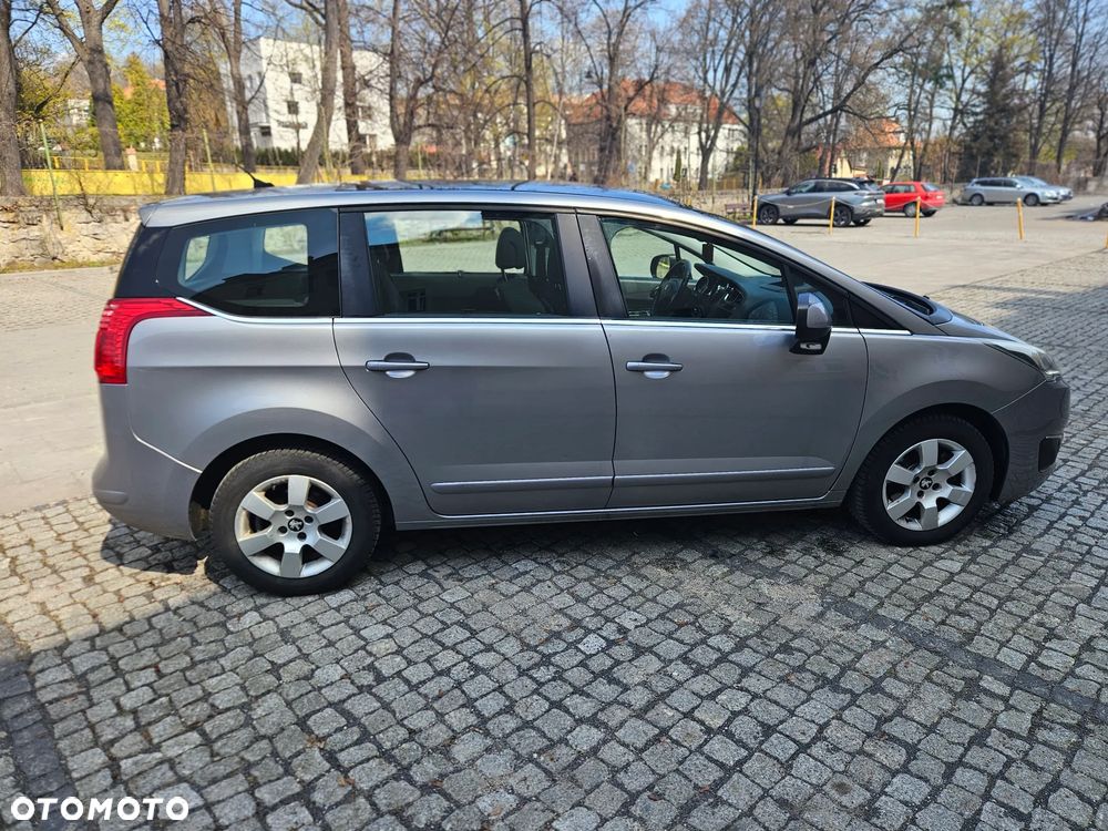 Peugeot 5008 2.0 BlueHDi Active - 5