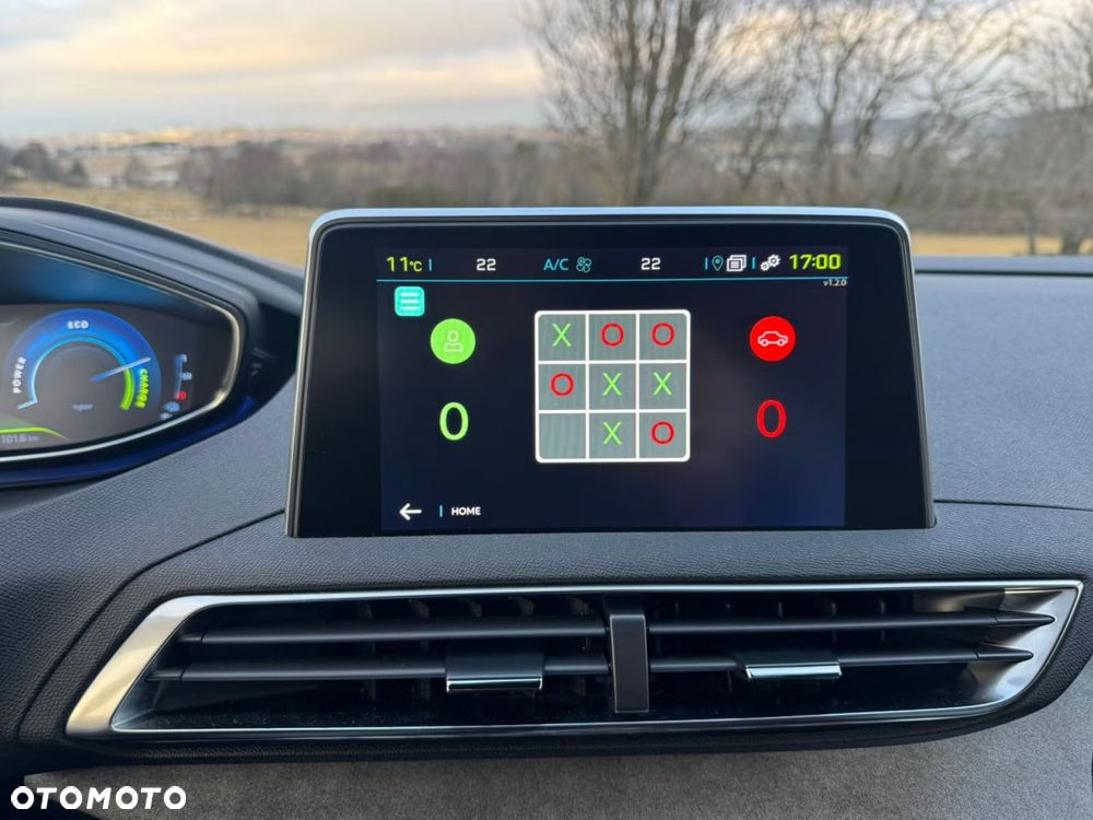 Peugeot 3008 1.6 PureTech HYbrid4 GT Line S&S EAT8 - 28