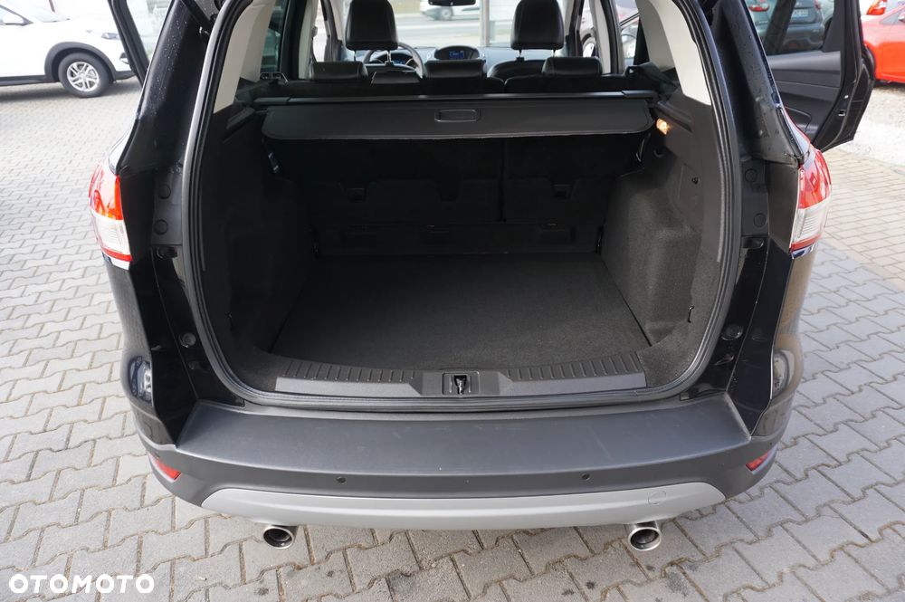 Ford Kuga 2.0 TDCi 2x4 Titanium - 37