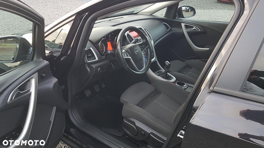 Opel Astra 1.4 T Sport S&S - 27