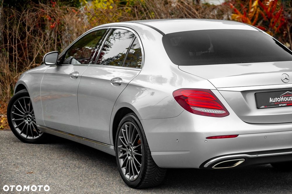 Mercedes-Benz Klasa E 250 9G-TRONIC Avantgarde - 8