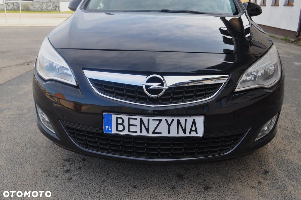 Opel Astra 1.4 Turbo - 31