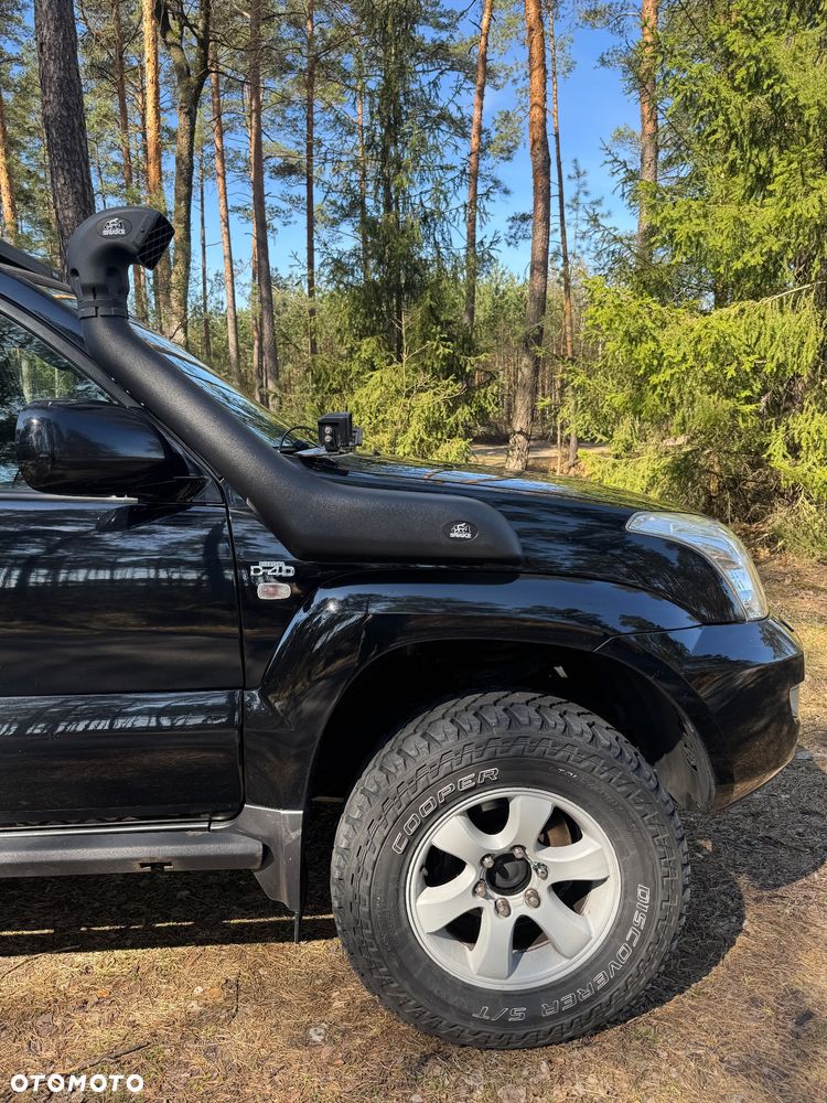 Toyota Land Cruiser - 7