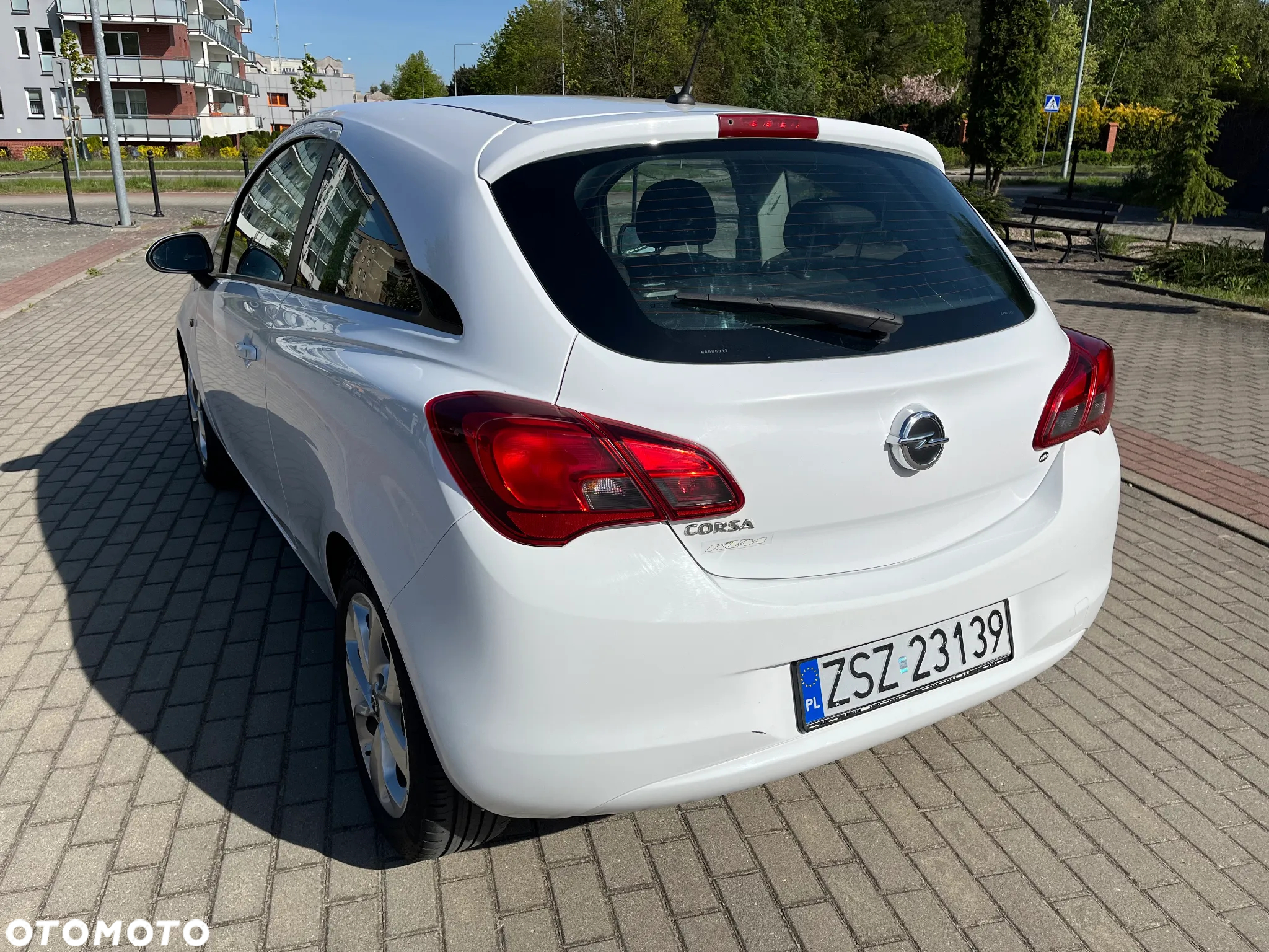 Opel Corsa 1.4 Enjoy - 3