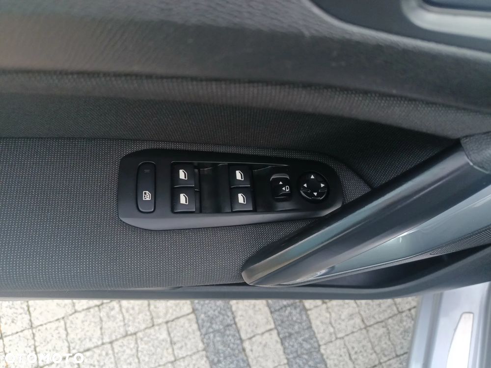 Peugeot 308 BlueHDi 130 Allure - 27