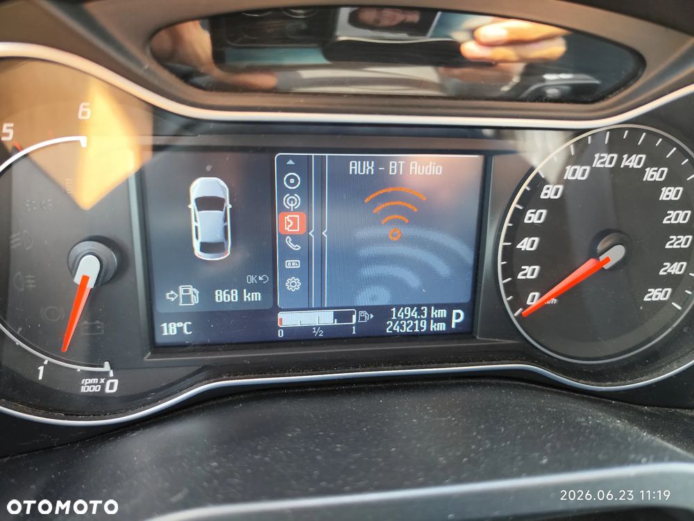 Ford S-Max 2.0 TDCi DPF Champions Edition - 28
