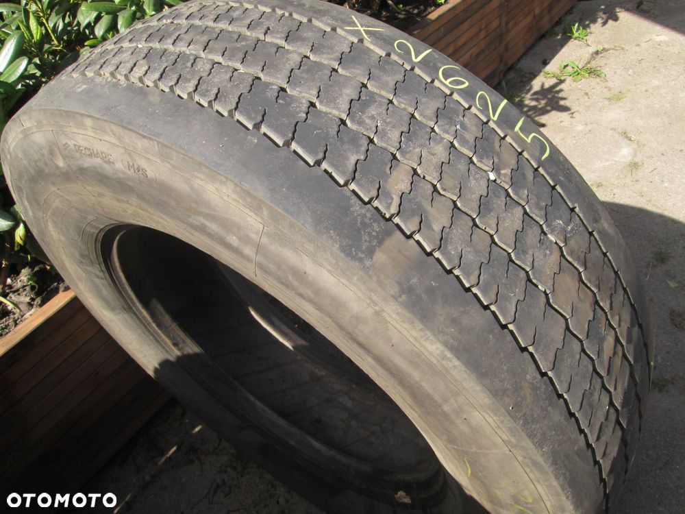 Opona ciężarowa 275/70/22.5 Michelin XZU3. Opony ciężarowe - 3
