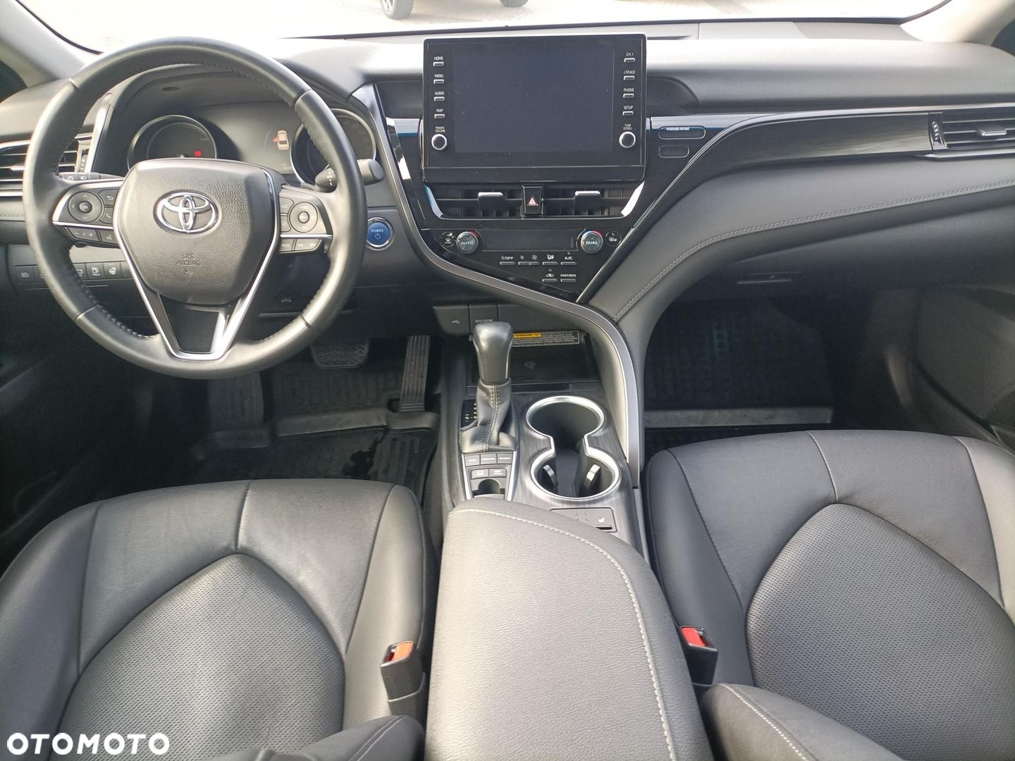Toyota Camry - 9
