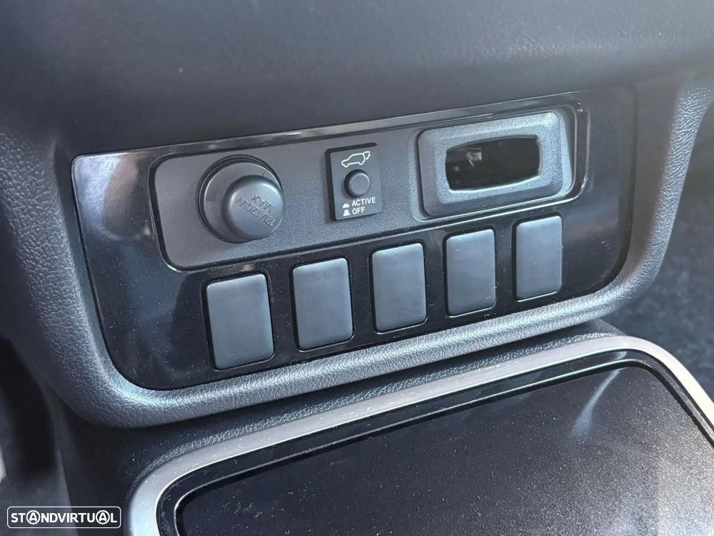 Mitsubishi Outlander 2.2 DI-D Instyle Navi - 49