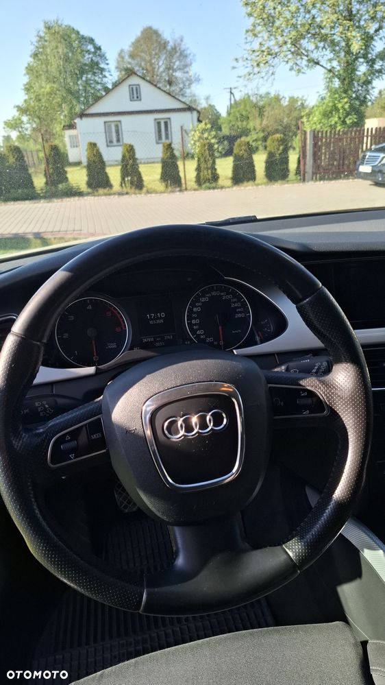Audi A4 Avant 2.0 TDI - 11