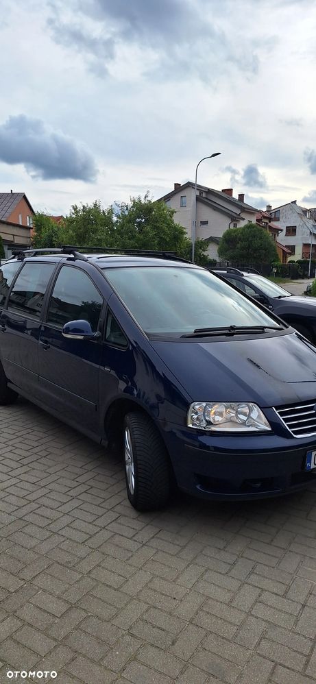 Volkswagen Sharan 2.0 TDI Trendline - 2