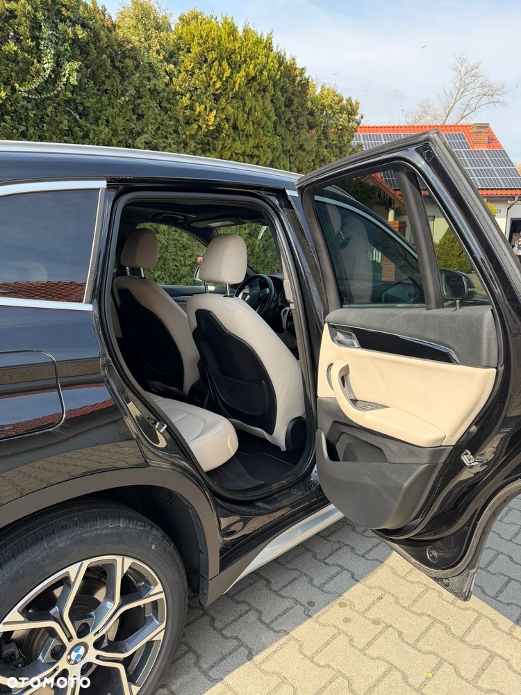 BMW X1 xDrive28i - 14