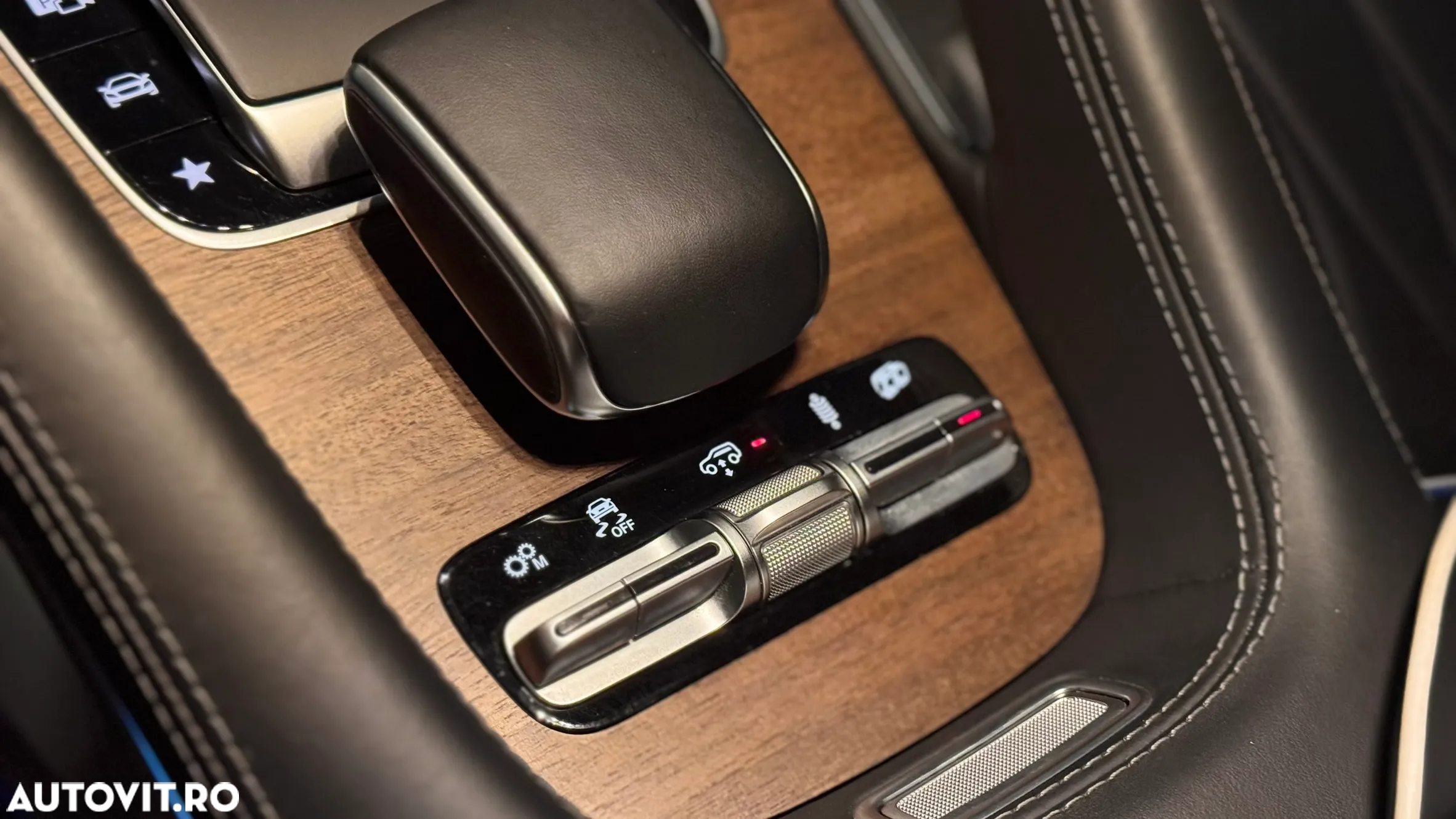 Mercedes-Benz GLE AMG 53 4Matic+ AMG Speedshift TCT 9G - 30