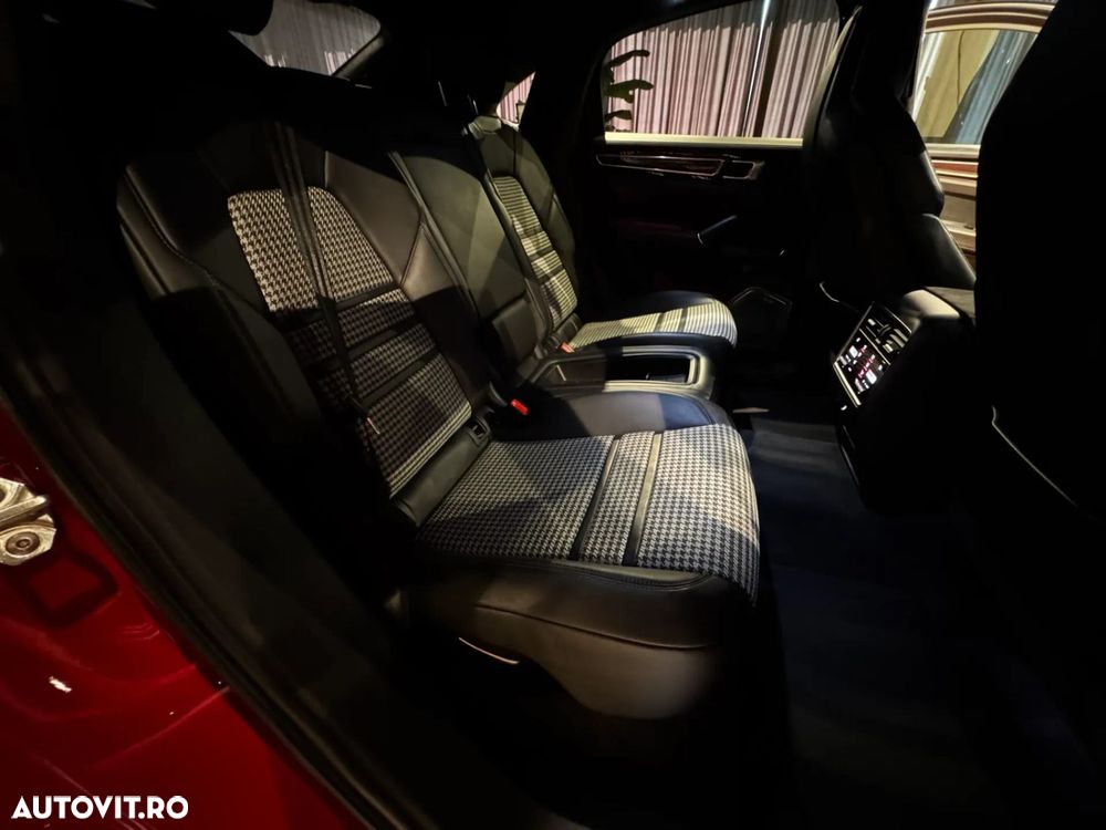 Porsche Cayenne Coupe - 27