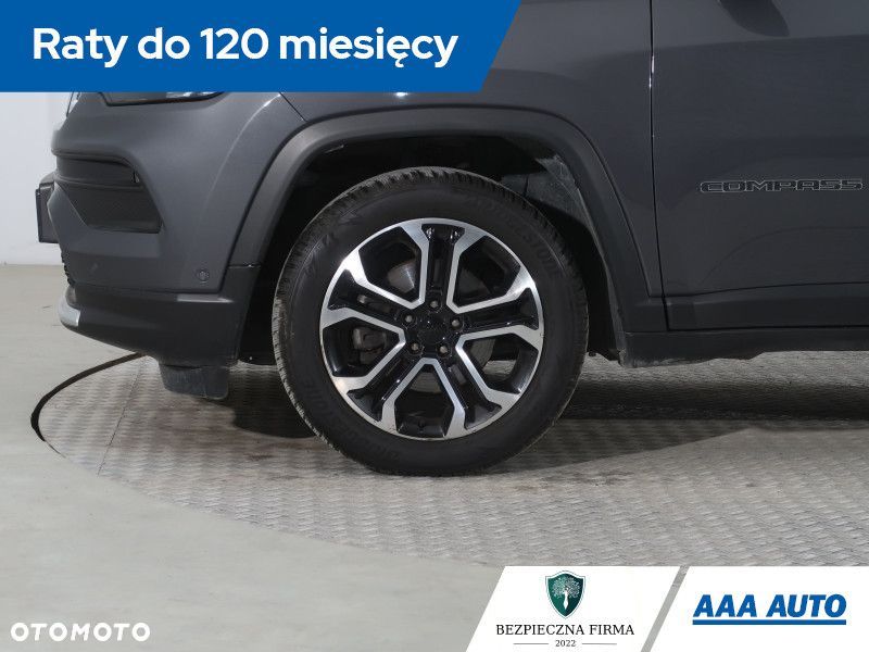 Jeep Compass - 16