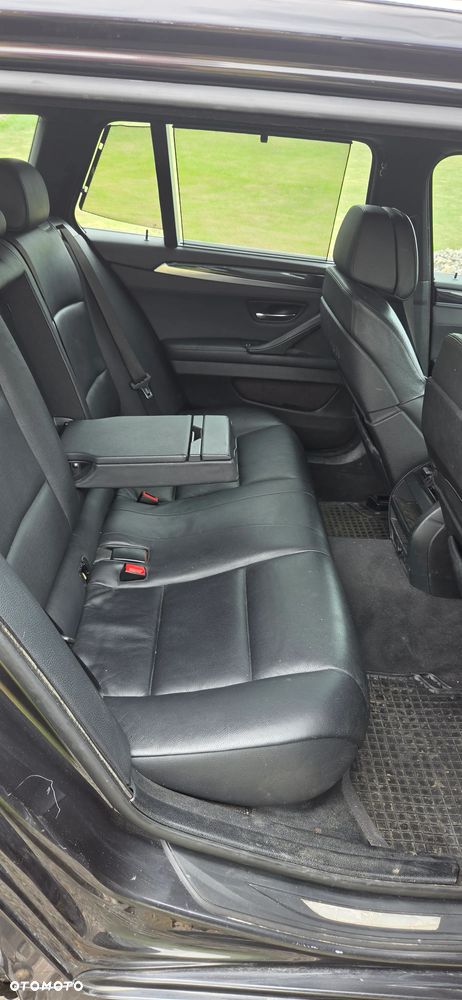 BMW Seria 5 520d - 11