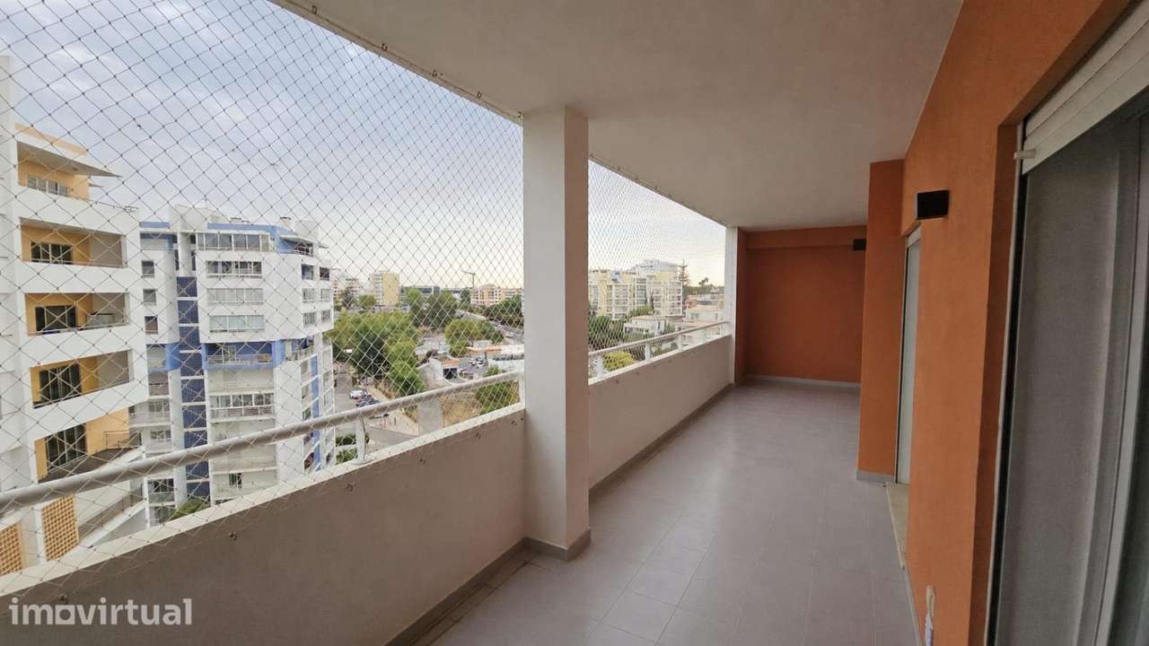 T2 de áreas generosas com piscina e garagem no Alto do Quintão,... - Grande imagem: 4/15