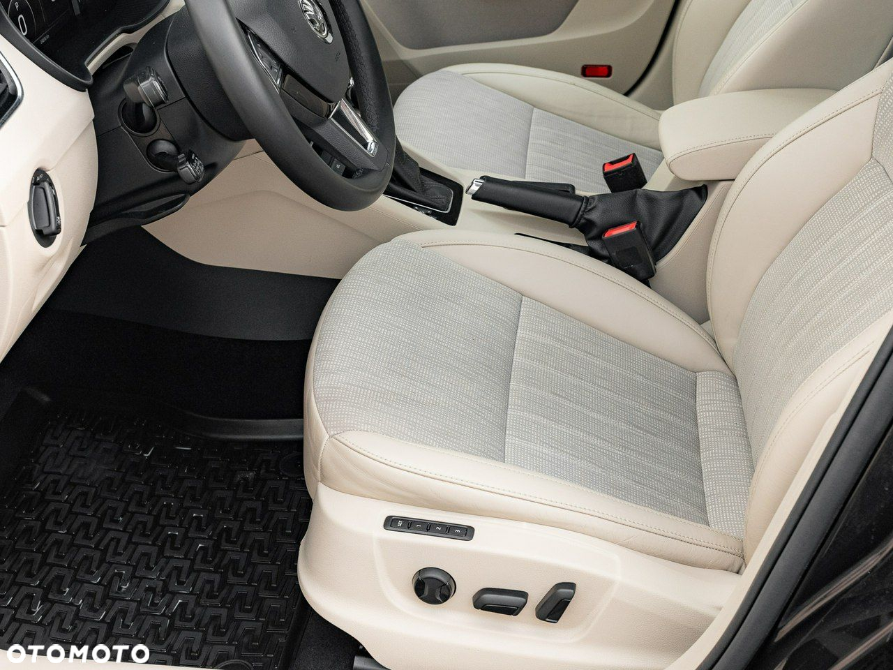 Skoda Octavia 2.0 TDI SCR Style DSG - 14