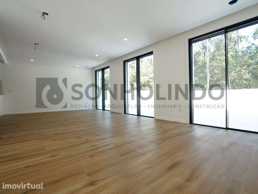 Apartamento T4 + escritório com luz direta, terraço com 153,10m2 e ... - Grande imagem: 5/34