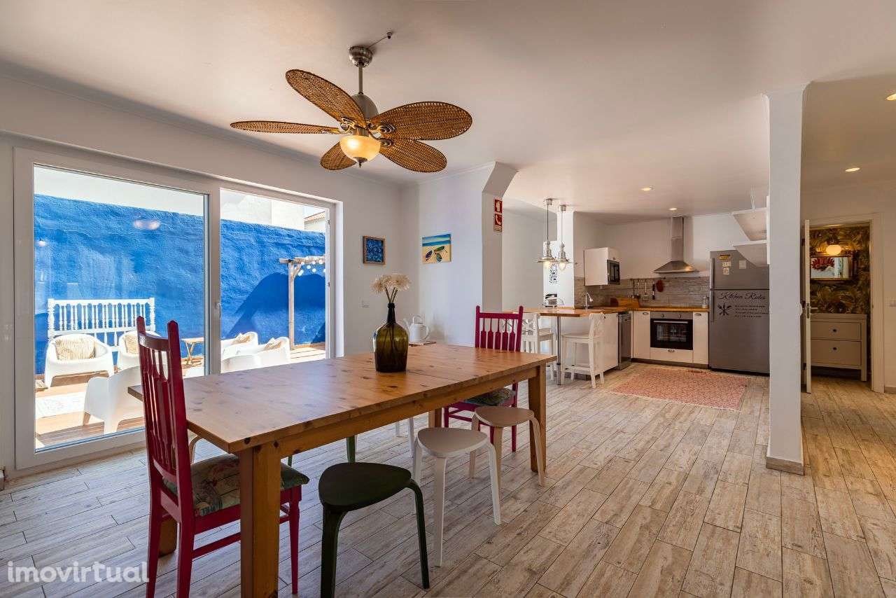 Oportunidade de Negócio! Hostel com 2 licenças de AL - Costa Caparica - Grande imagem: 2/25