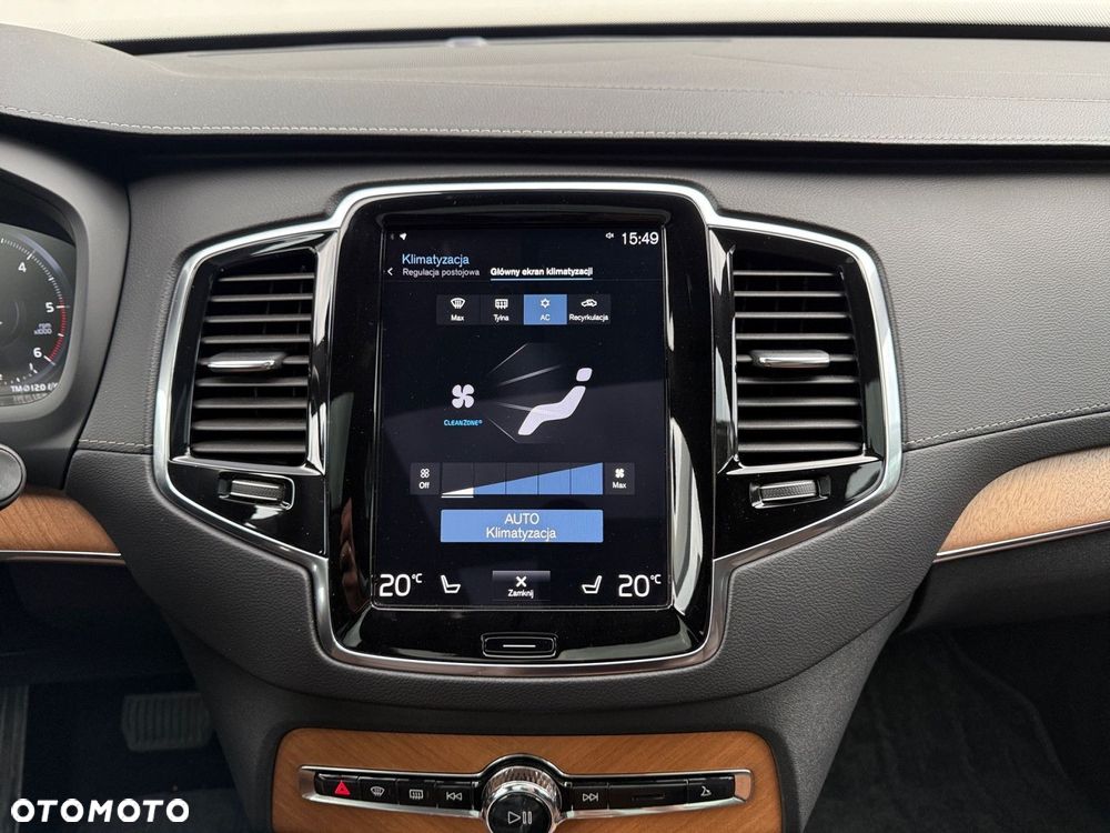 Volvo XC 90 - 20