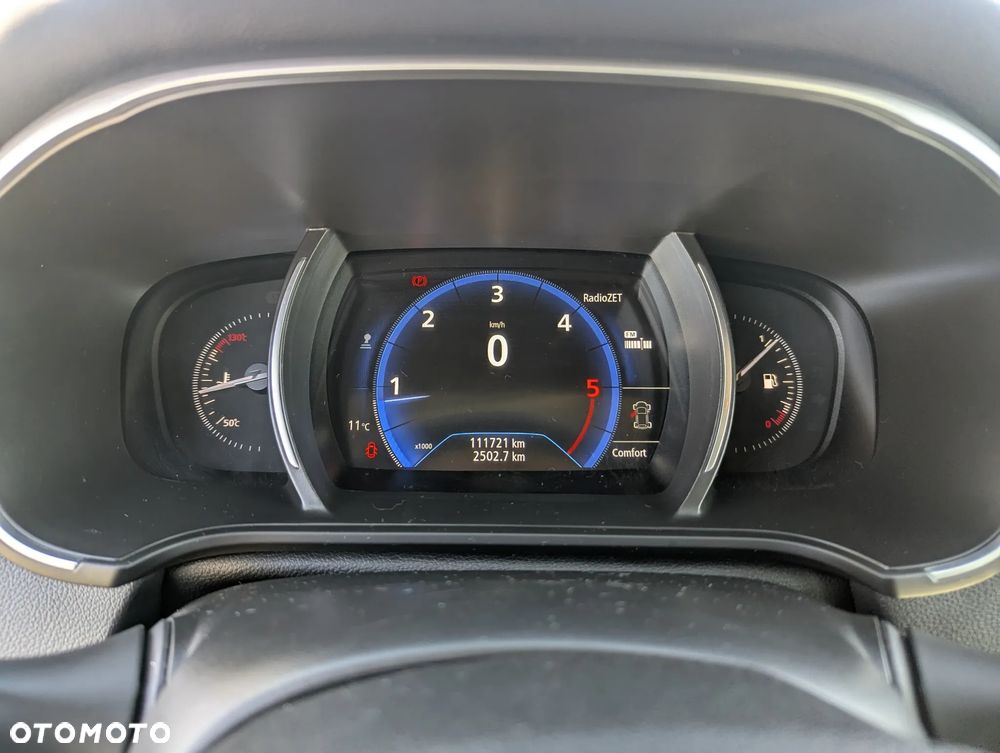 Renault Megane 1.5 Blue dCi Intens - 11