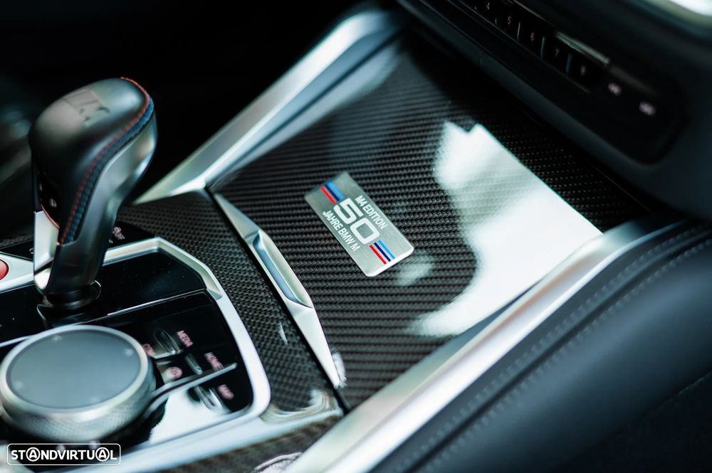 BMW M4 Competition M xDrive - 24