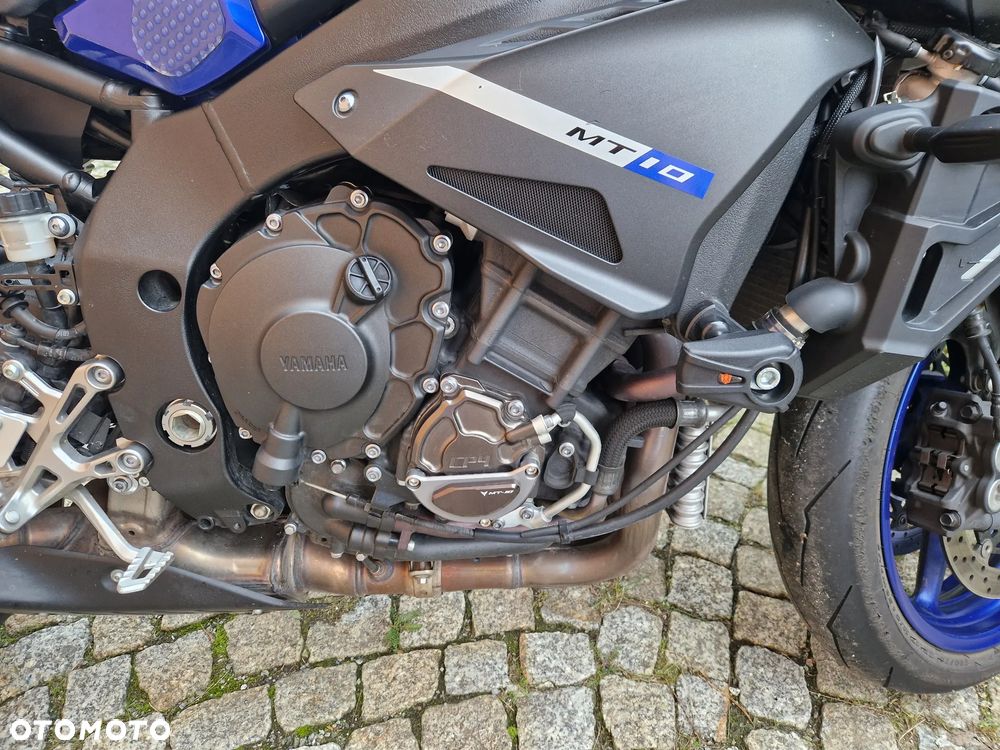 Yamaha MT - 12