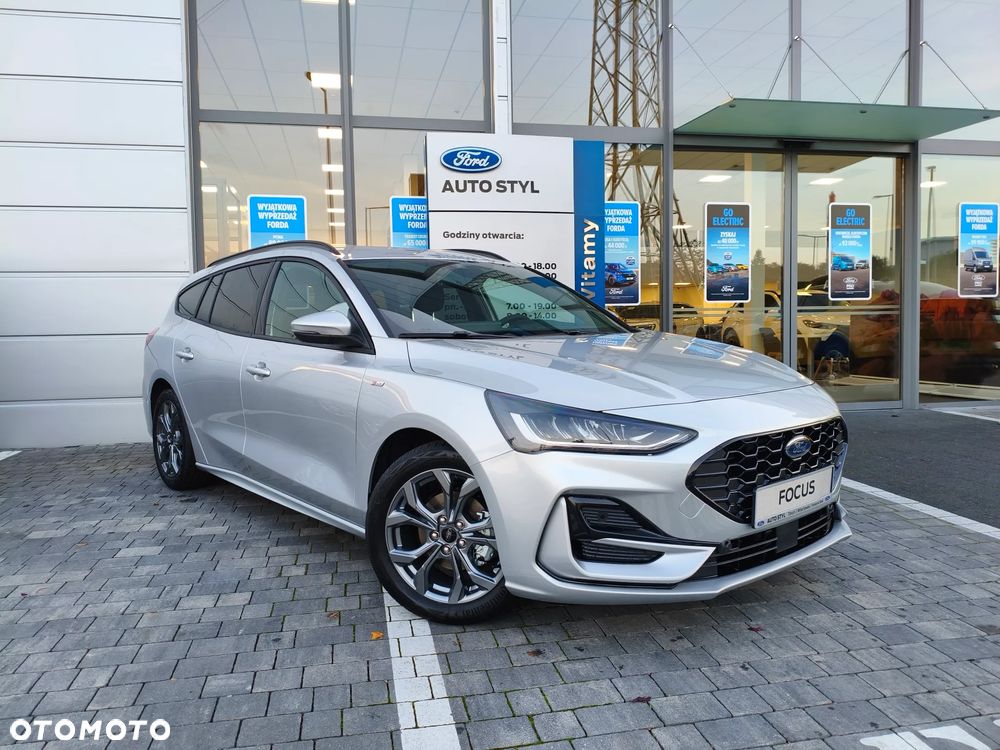 Ford Focus 1.0 EcoBoost mHEV ST-Line X - 2