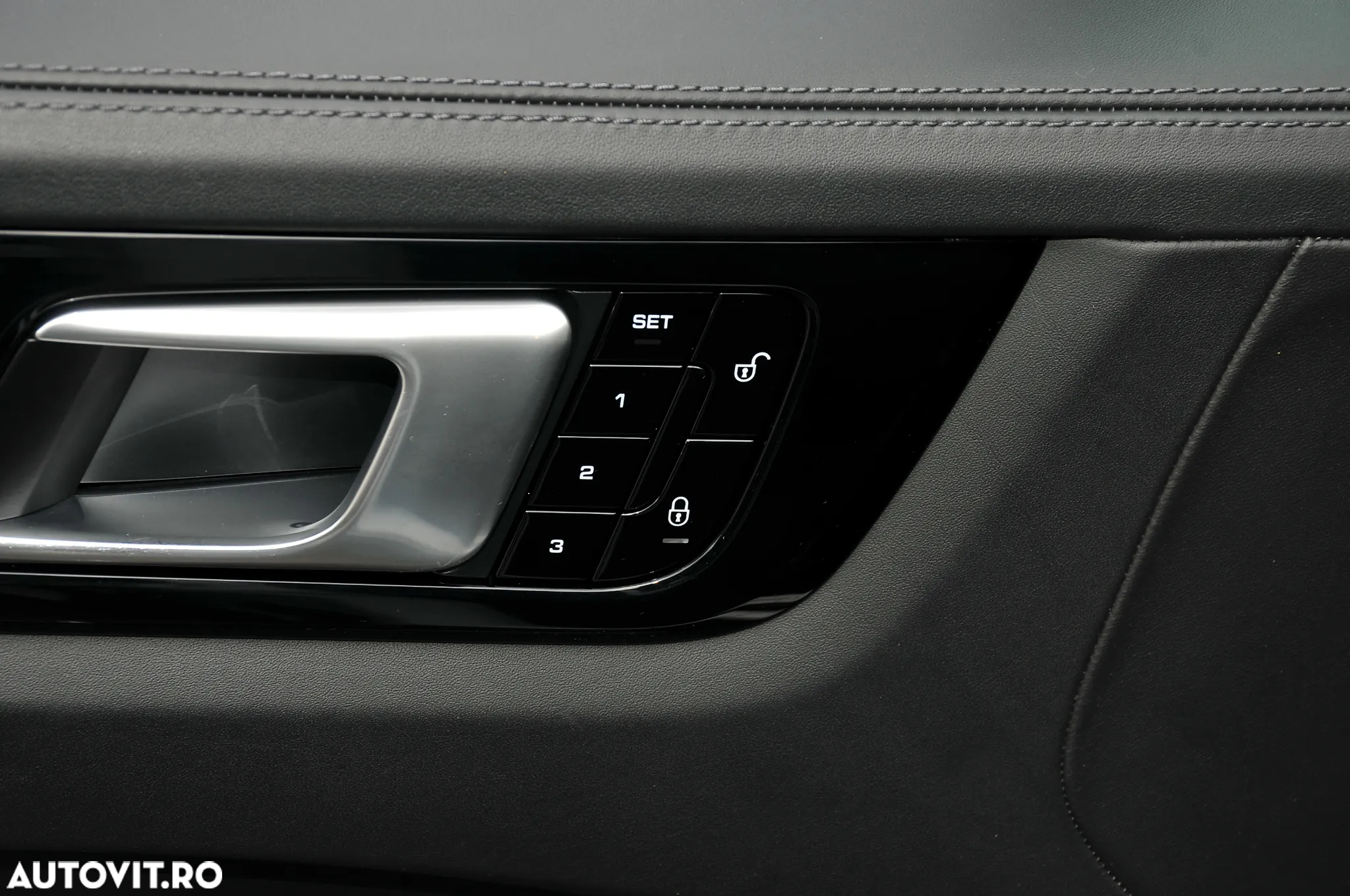Porsche Cayenne S Tiptronic S - 33