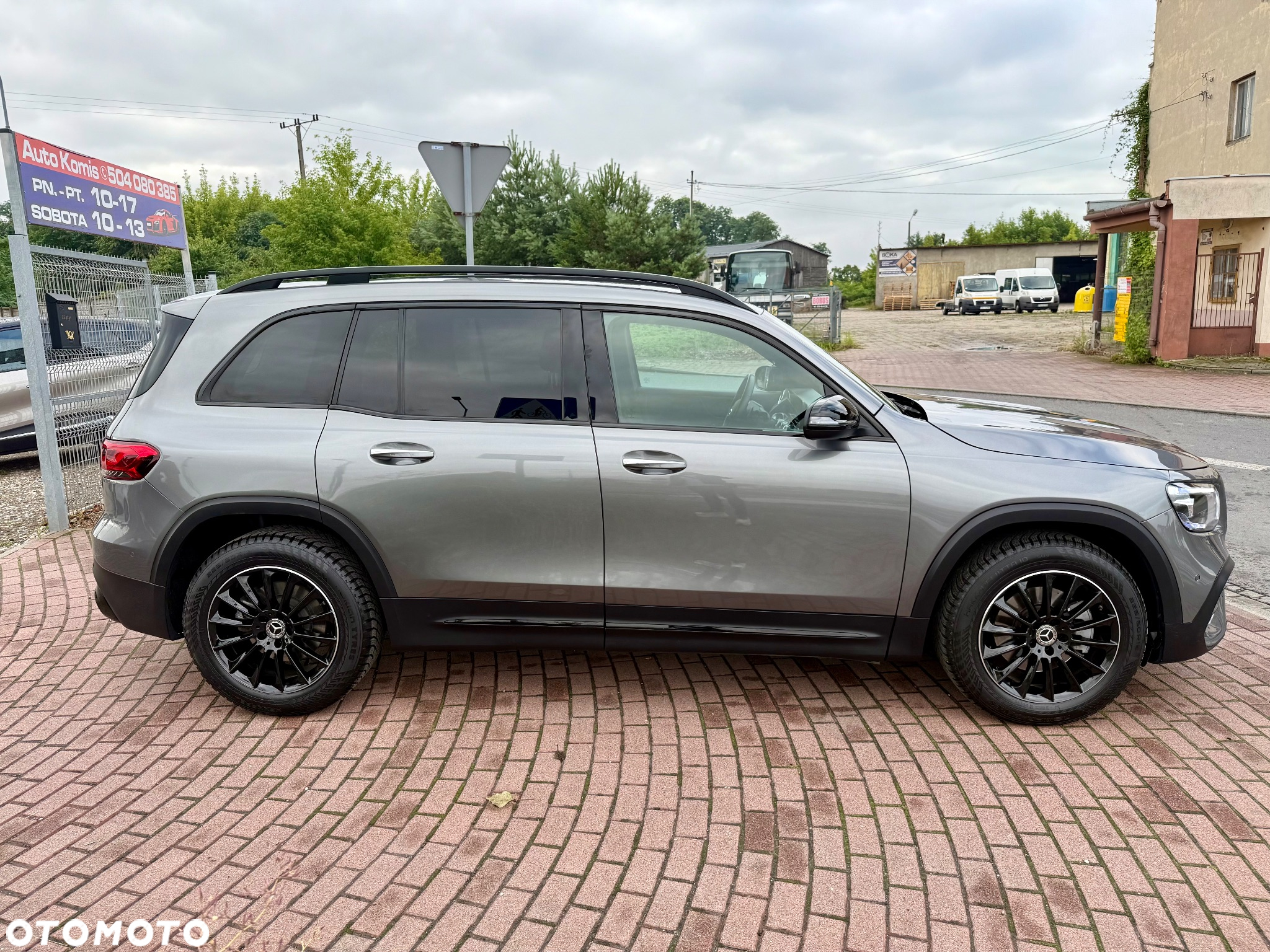 Mercedes-Benz GLB 200 d AMG Line 8G-DCT - 24