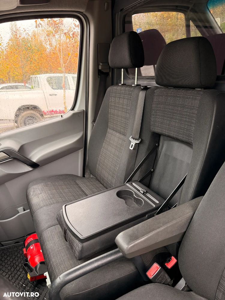 Mercedes-Benz Sprinter - 19