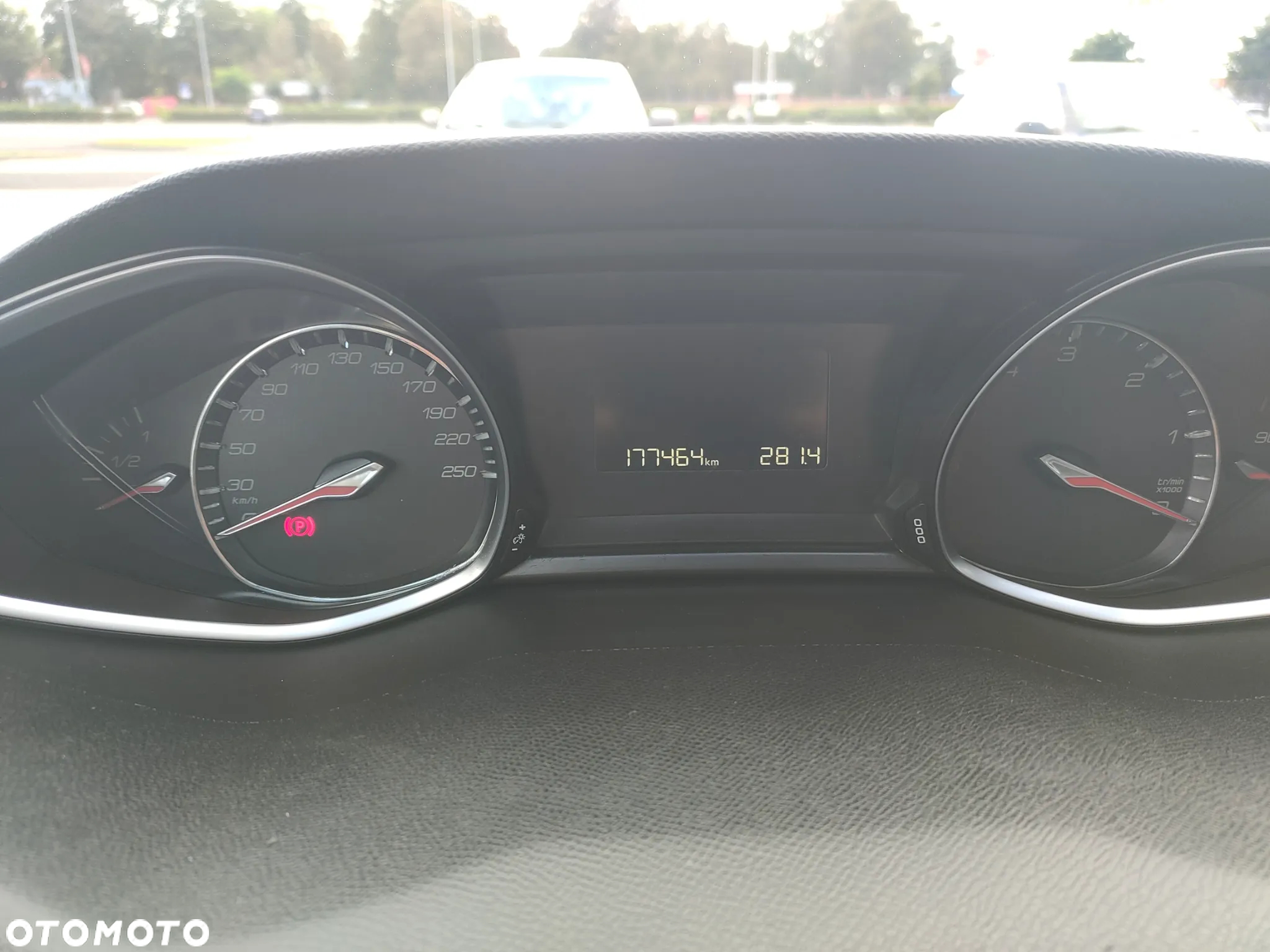 Peugeot 308 BlueHDi FAP 150 EAT6 Stop&Start Allure - 22