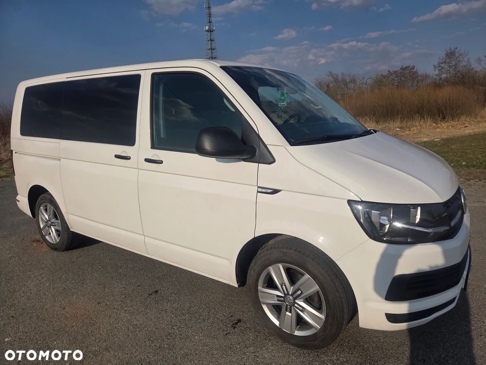 Volkswagen Multivan - 15