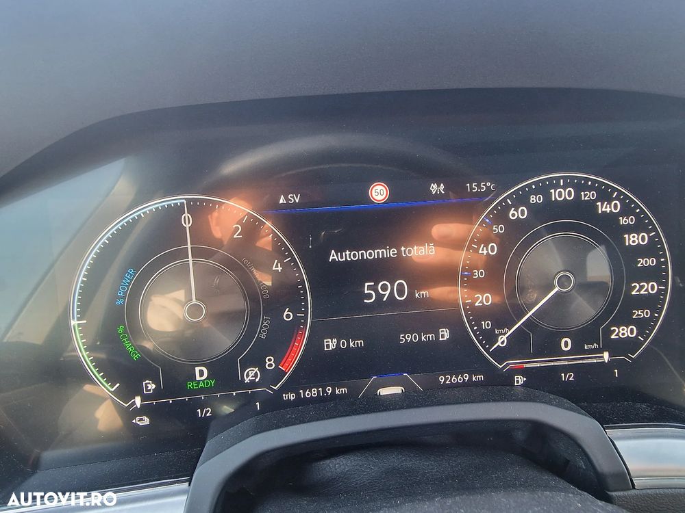 Volkswagen Touareg 3.0 V6 e-Hybrid 4Motion Aut. Elegance - 33