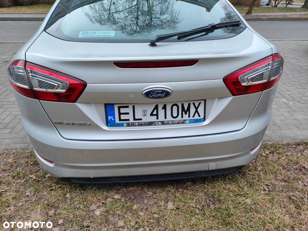 Ford Mondeo 2.0 Trend - 11