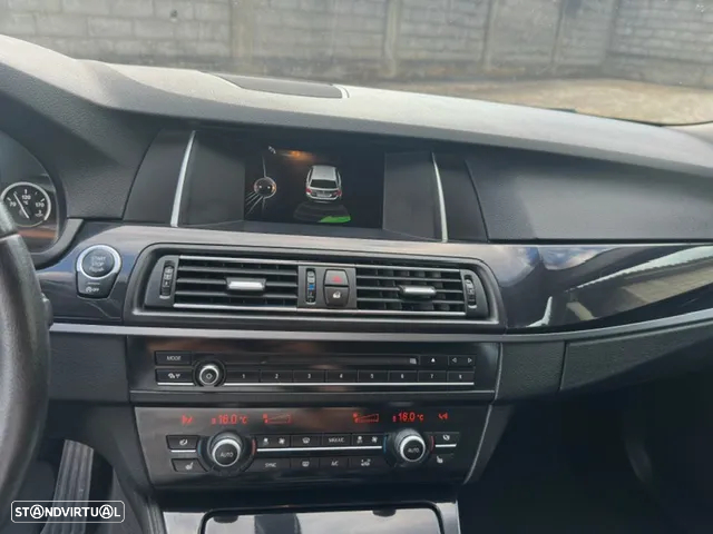 BMW 528 i Touring Aut. Luxury Line - 18