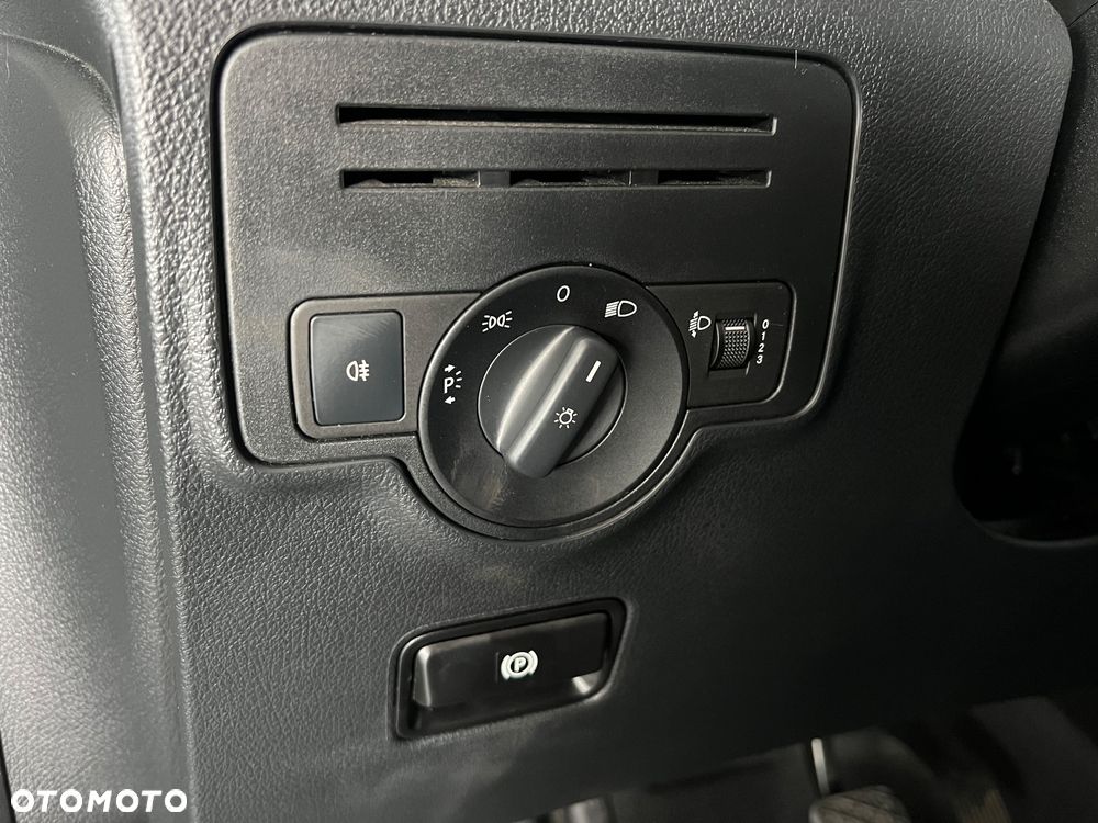 Mercedes-Benz Vito - 23