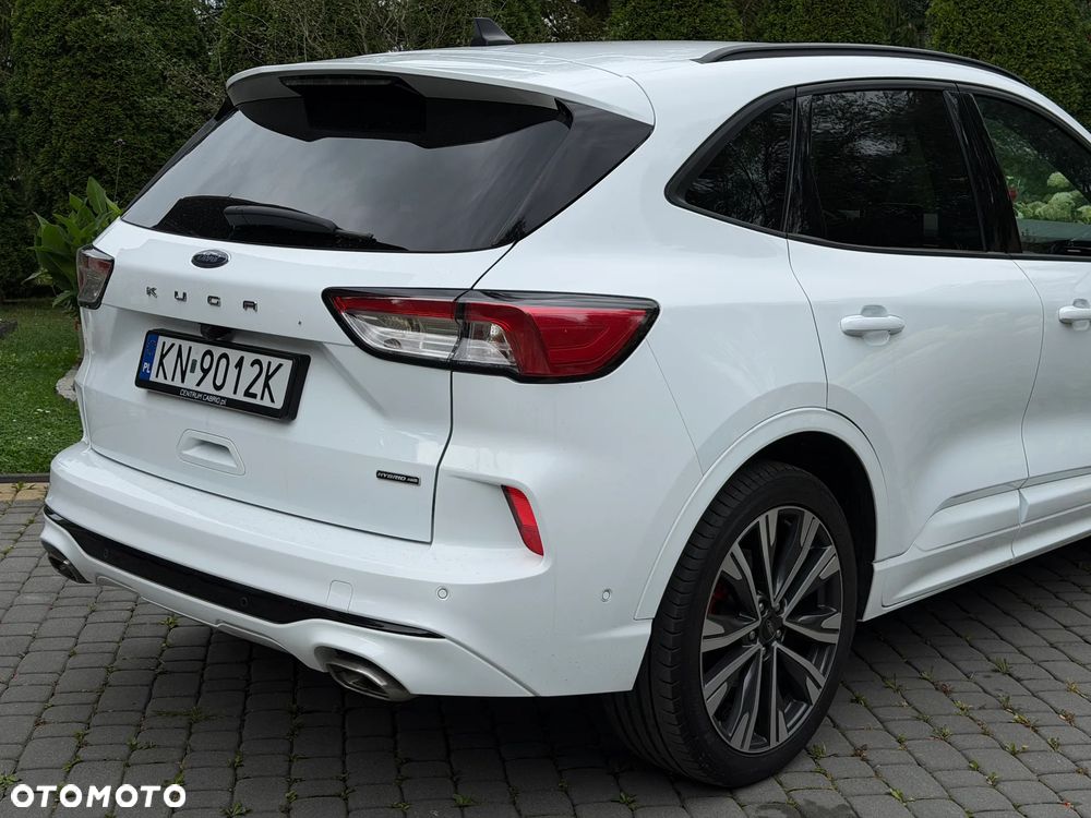 Ford Kuga 2.5 Duratec FHEV 4x4 ST-LINE X - 11