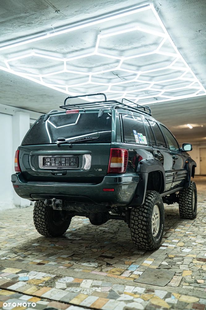 Jeep Grand Cherokee 4.7 Limited - 24