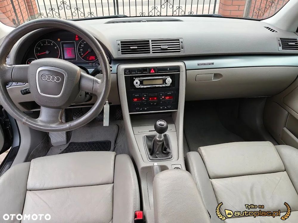 Audi A4 Avant 1.8 T quattro - 12