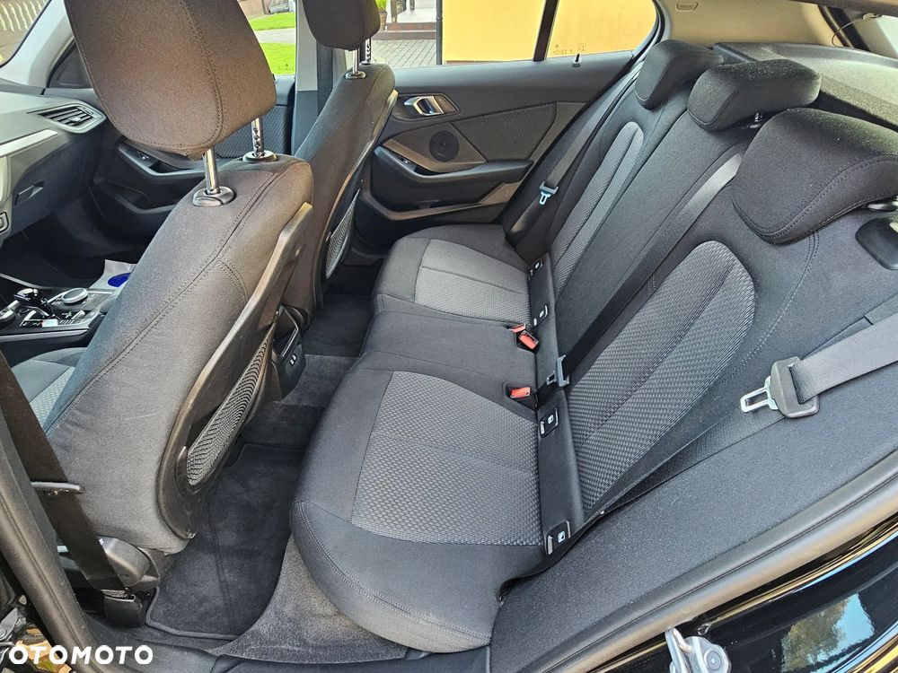 BMW Seria 1 116d - 11