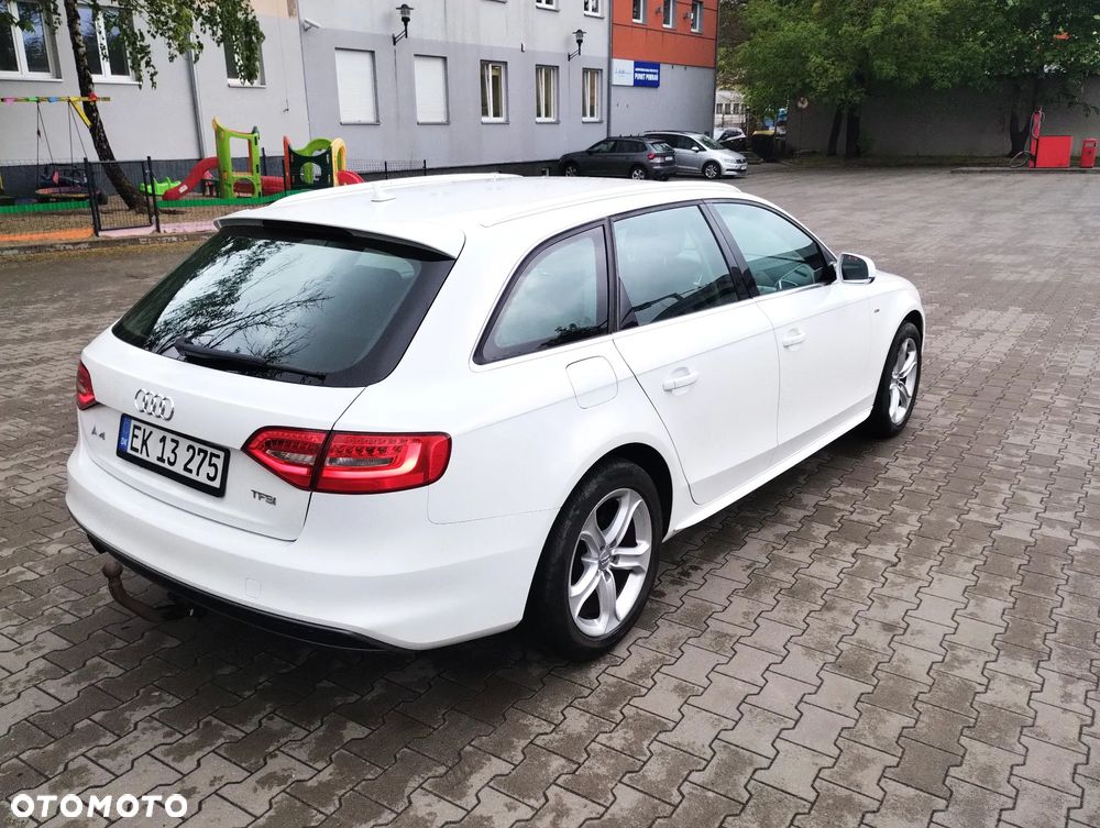 Audi A4 Avant 1.8 TFSI S line Sportpaket - 4