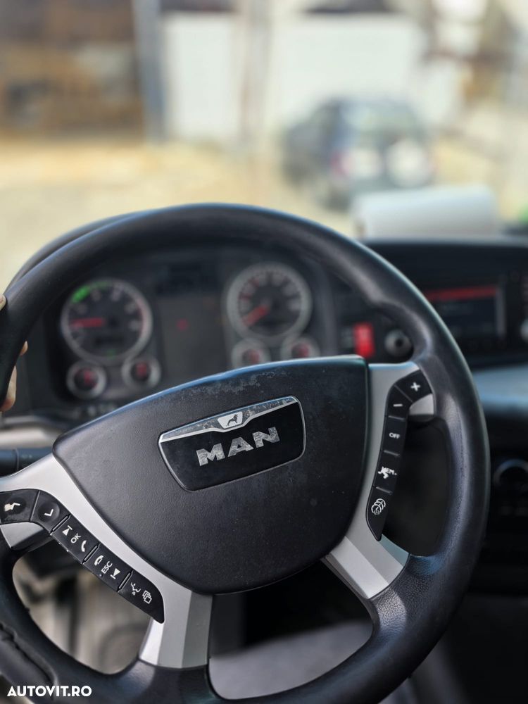 MAN MEGA - 2