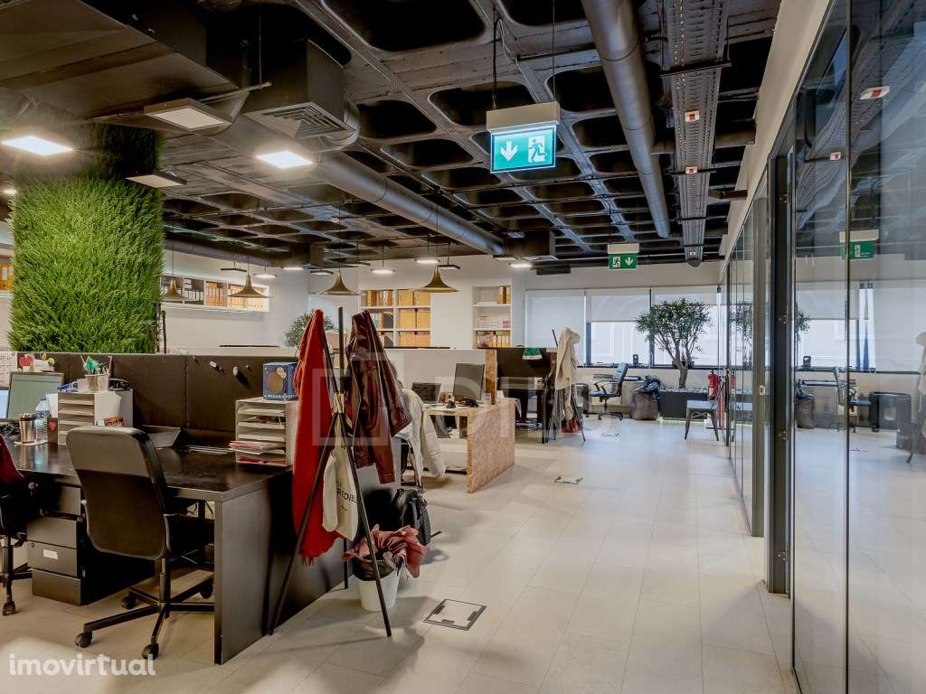 Escritório para arrendar junto à Av. da Liberdade, em Lisboa - Grande imagem: 2/16