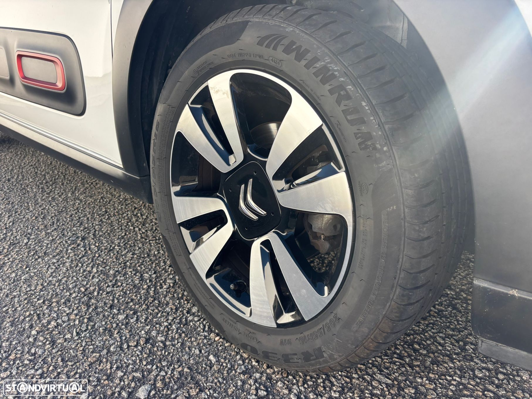 Citroën C3 1.2 PureTech Shine - 8