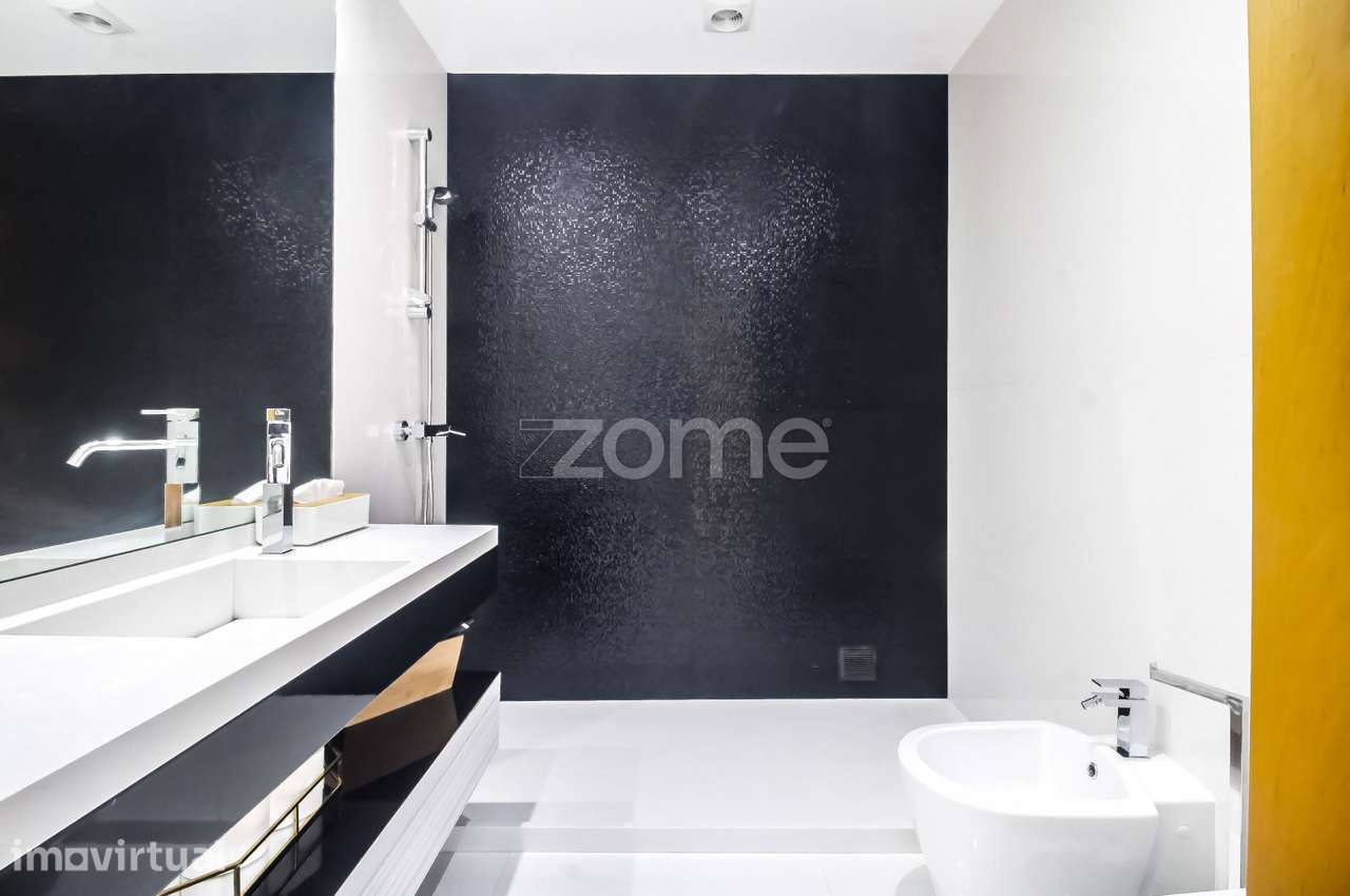 Moradia T4 Moderna com Piscina e Jardim em Canelas – Vila Nova de G... - Grande imagem: 5/60