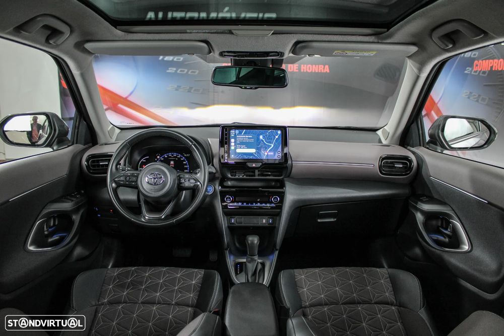 Toyota Yaris Cross 1.5 HDF Luxury - 4