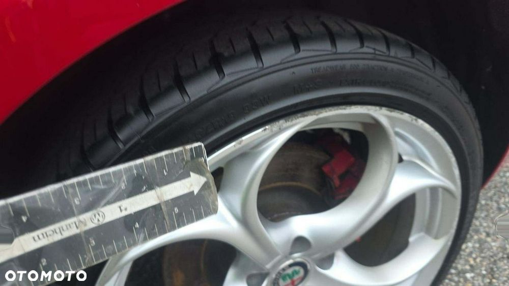Alfa Romeo Giulia 2.0 Turbo TI Q4 - 14
